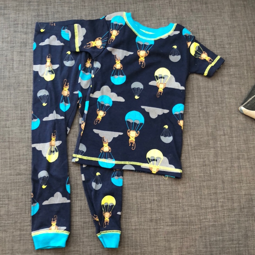 3 piece Short & Long sleeve/long pants pjs (4T)